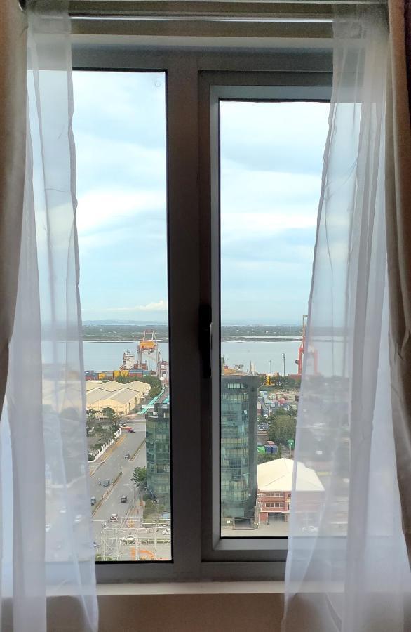 Sunvida Tower Stays Across Sm City Себу Экстерьер фото